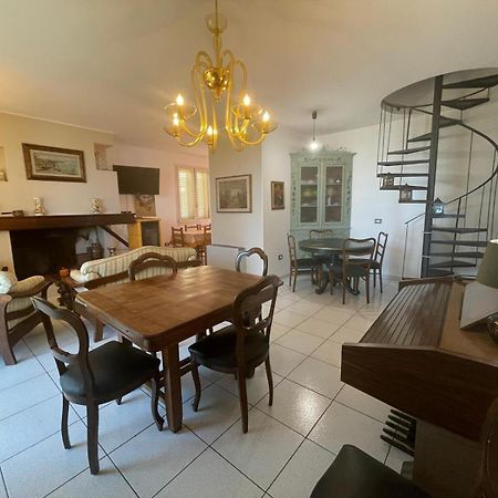 Villa In Collina Vista Mare Roseto Degli Abruzzi Buitenkant foto